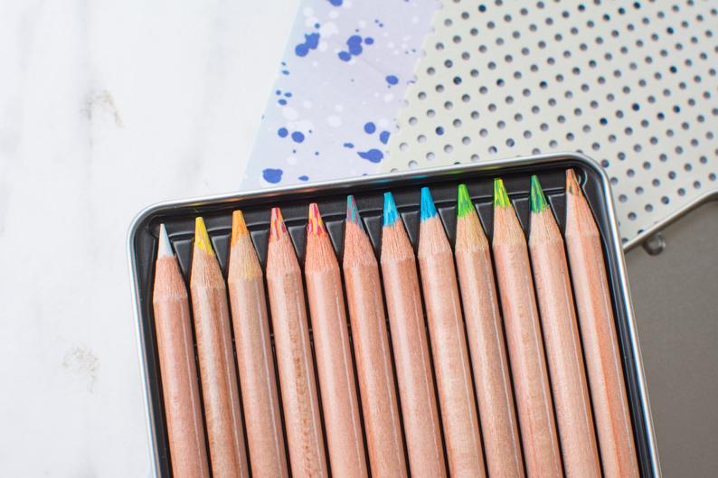 Boîte métal de 11 crayons tri-tons + blender - Image 3