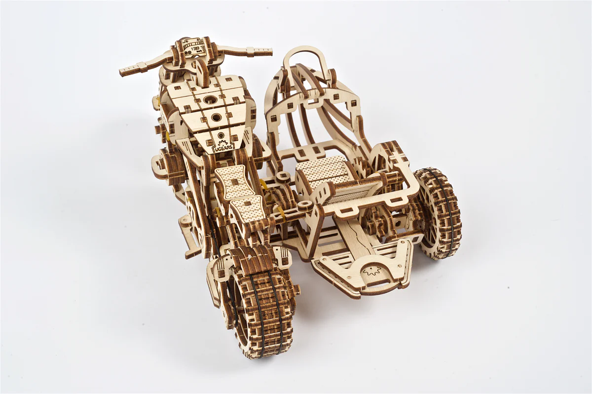 Kit maquette à construire Ugears Moto Scrambler avec side-car - Image 3