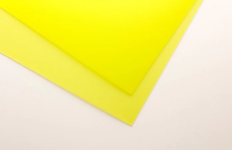 Feuille polypropylène translucide 50 x 70 cm - 13 coloris - Image 3