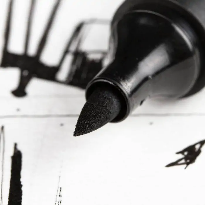 Feutre noir Blackliner Brush - Image 2