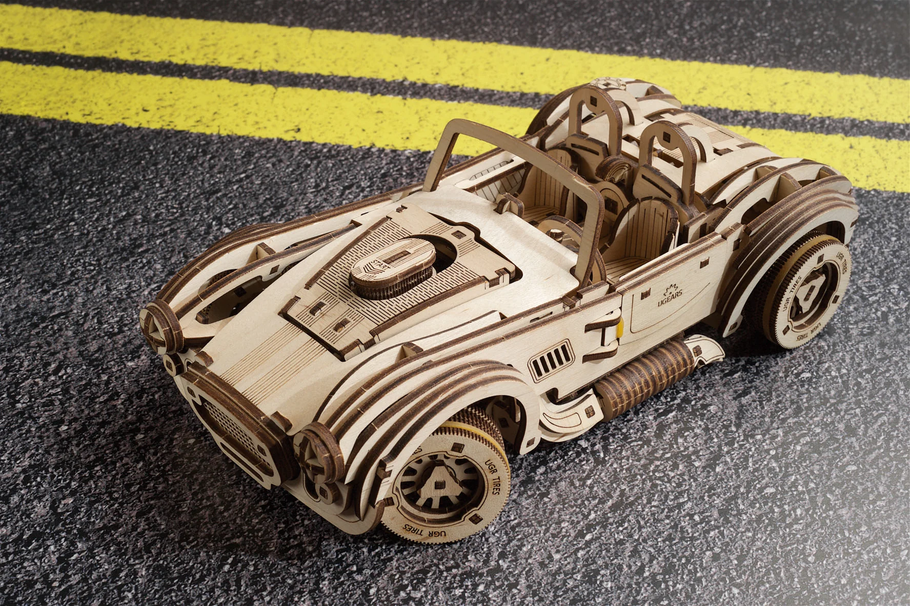 Kit maquette à construire Ugears "DRIFT COBRA RACING CAR" - Image 3
