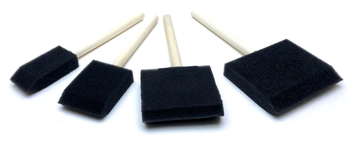 Pochette de 4 pinceaux mousse carrés