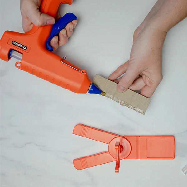 Recharge de 11 bâtons de colle pour Pistolet Cléo'Gun Max - Image 4