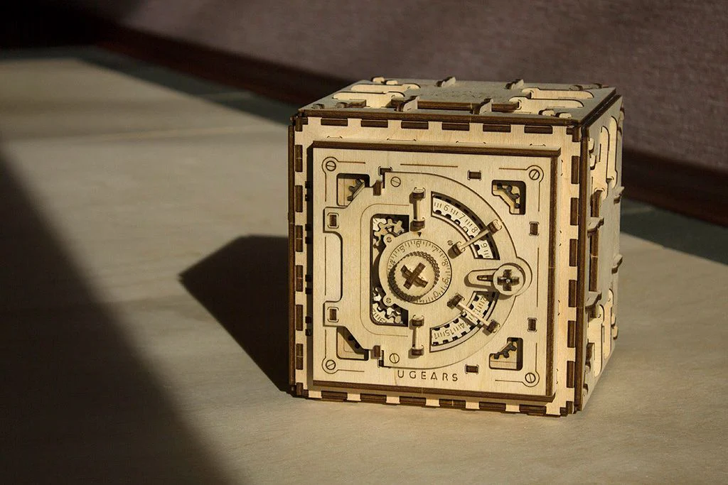 Kit maquette à construire Ugears "Coffre-fort" - Image 4