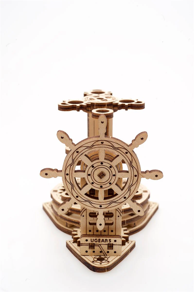 Kit maquette à construire Ugears Porte-crayons gouvernail
